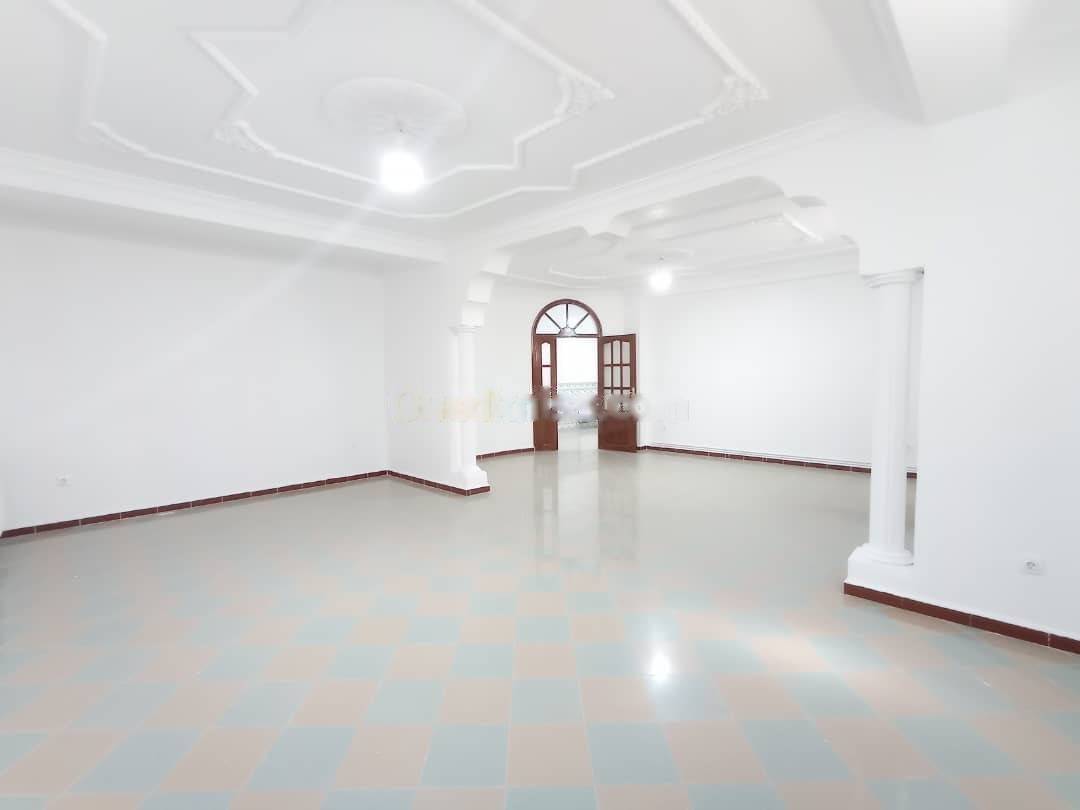 Location Appartement F5 Dar El Beida