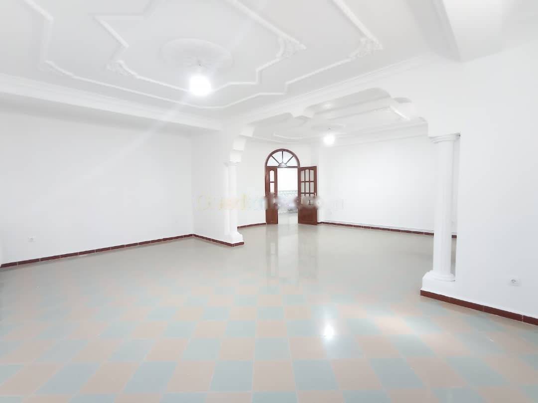Location Appartement F5 Dar El Beida
