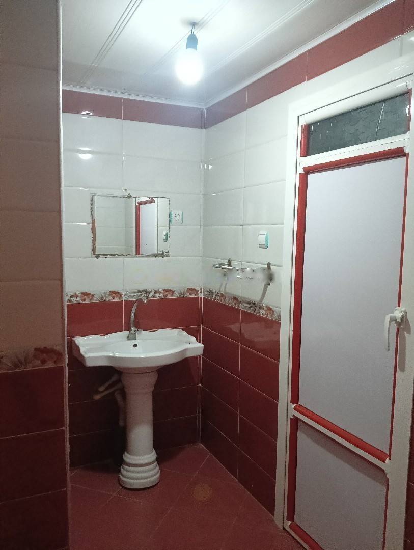 Location Niveau de villa F3 Djasr Kasentina