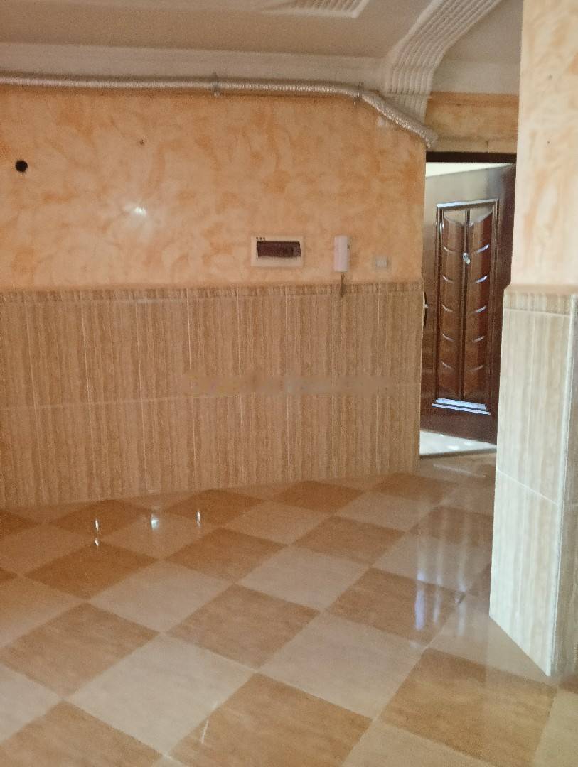 Location Niveau de villa F3 Djasr Kasentina