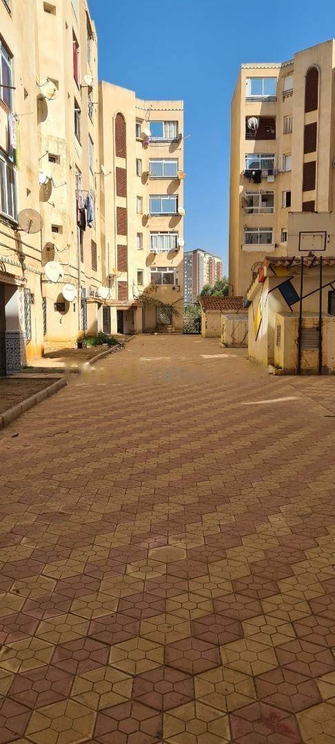 Location Appartement F3 Birkhadem