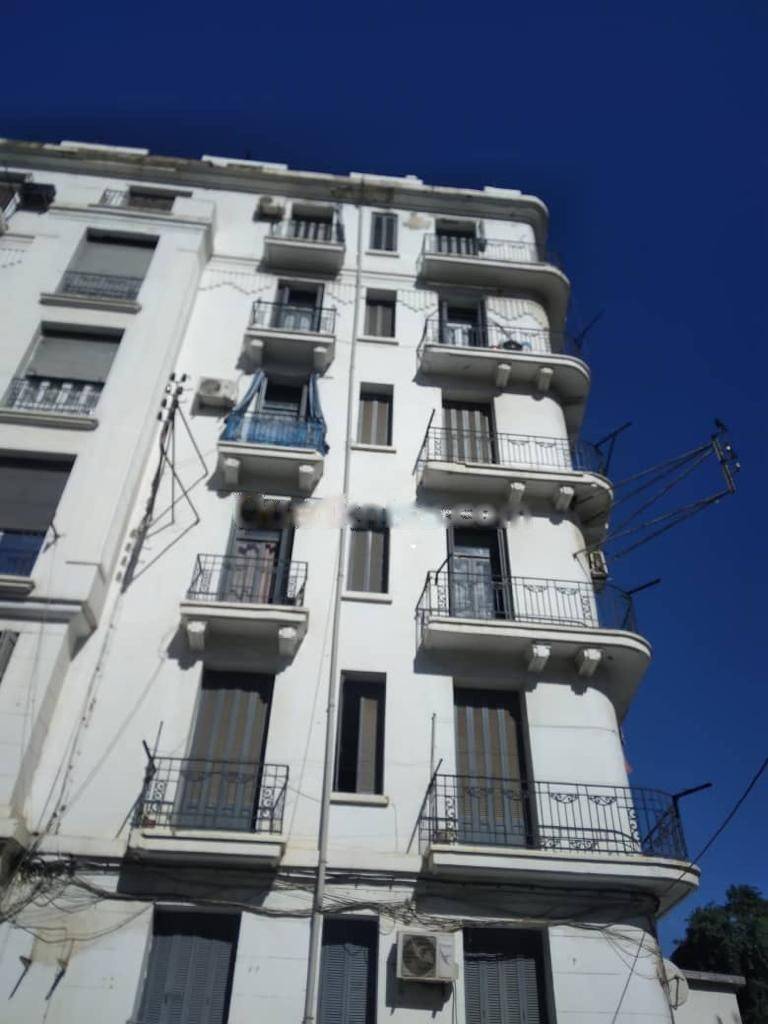 Vente Appartement F3 El Mouradia