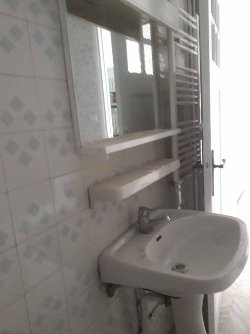 Location Appartement F4 Hydra