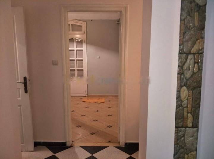 Location Niveau de villa F3 Ain Benian