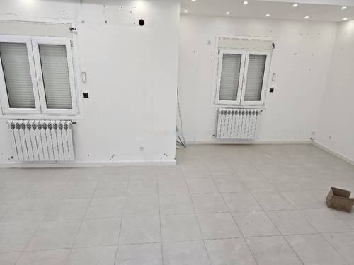 Location Local F8 Ain Benian