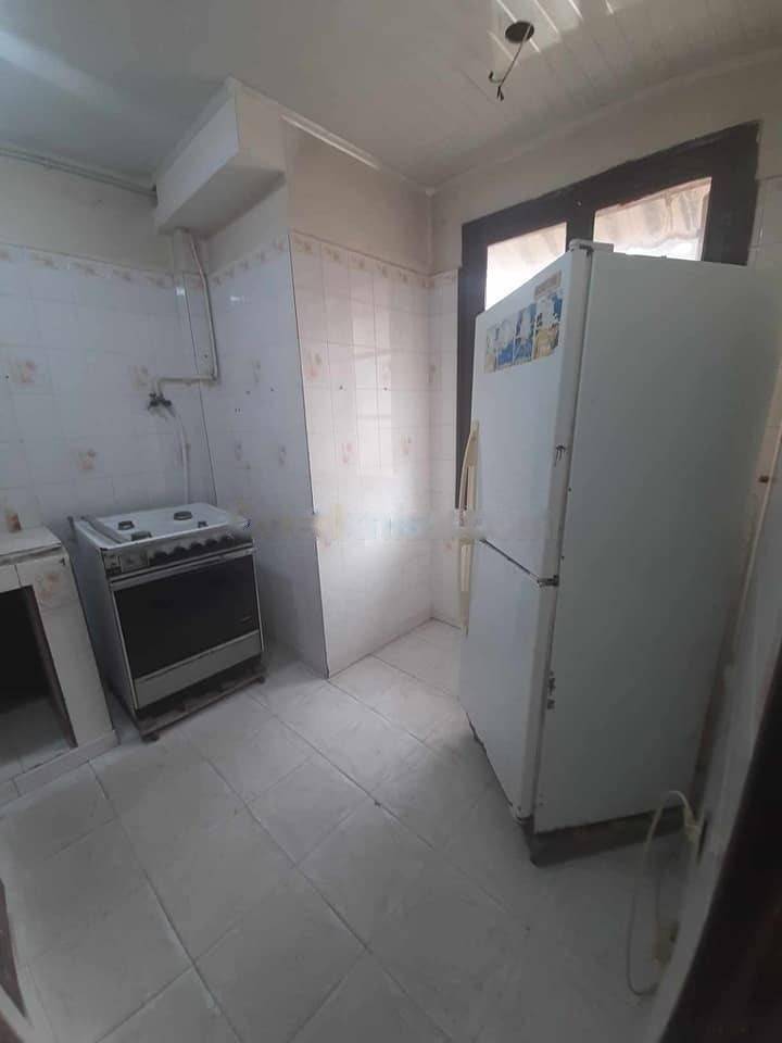 Location Niveau de villa F3 Hussein Dey