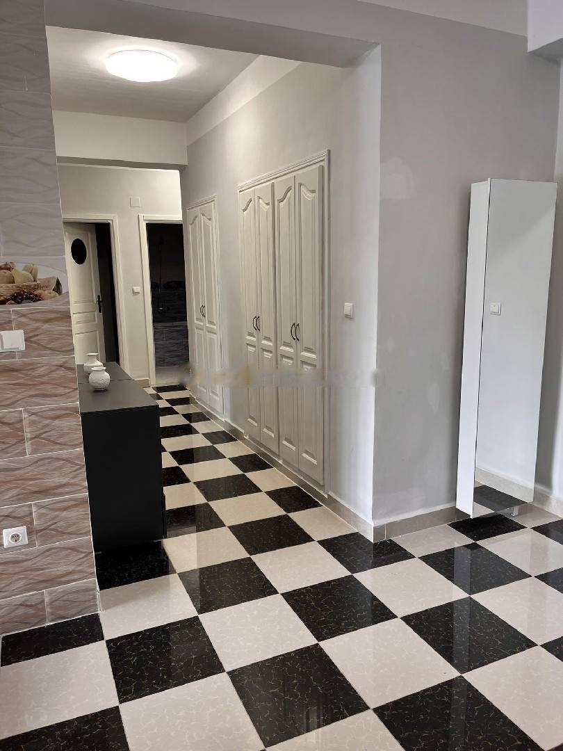 Location Appartement F5 Hydra