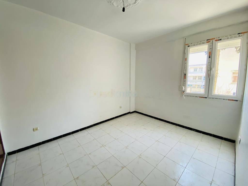 Location Appartement F4 Bir Mourad Rais