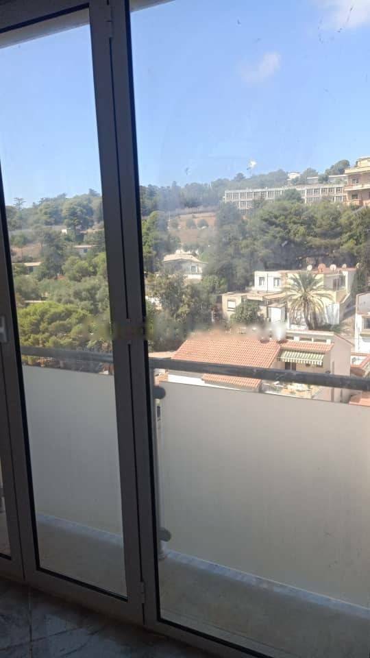 Location Appartement F5 Hydra