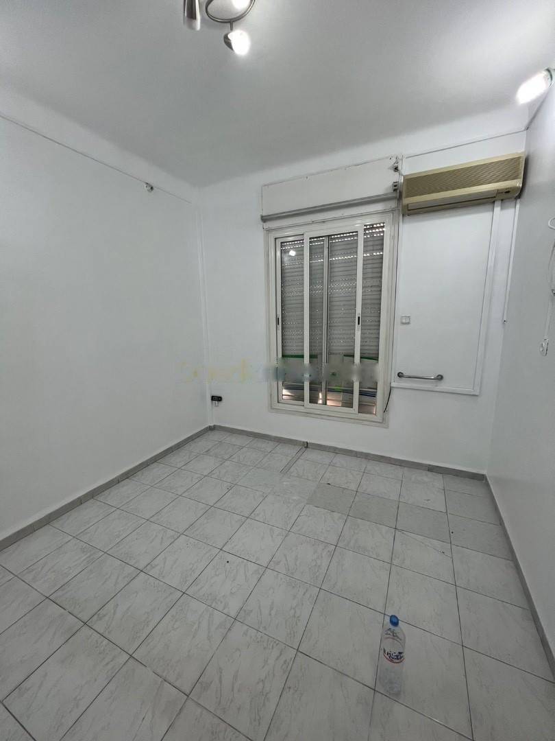 Location Appartement F3 Hydra