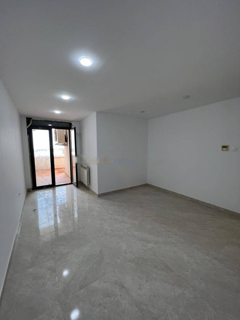 Vente Appartement F3 El Achour