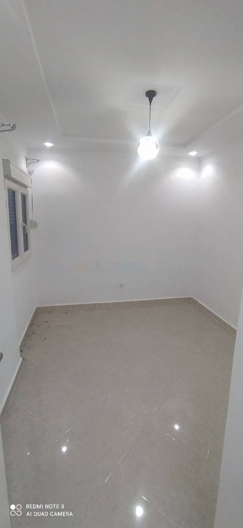 Location Appartement F3 Birkhadem