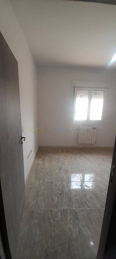 Location Appartement F5 Rahmania