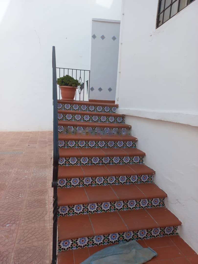 Location Niveau de villa F4 Hydra