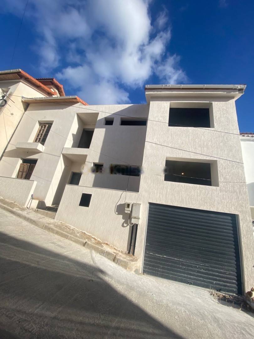 Vente Villa F8 Bir Mourad Rais