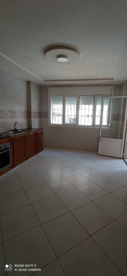 Location Appartement F4 Souidania