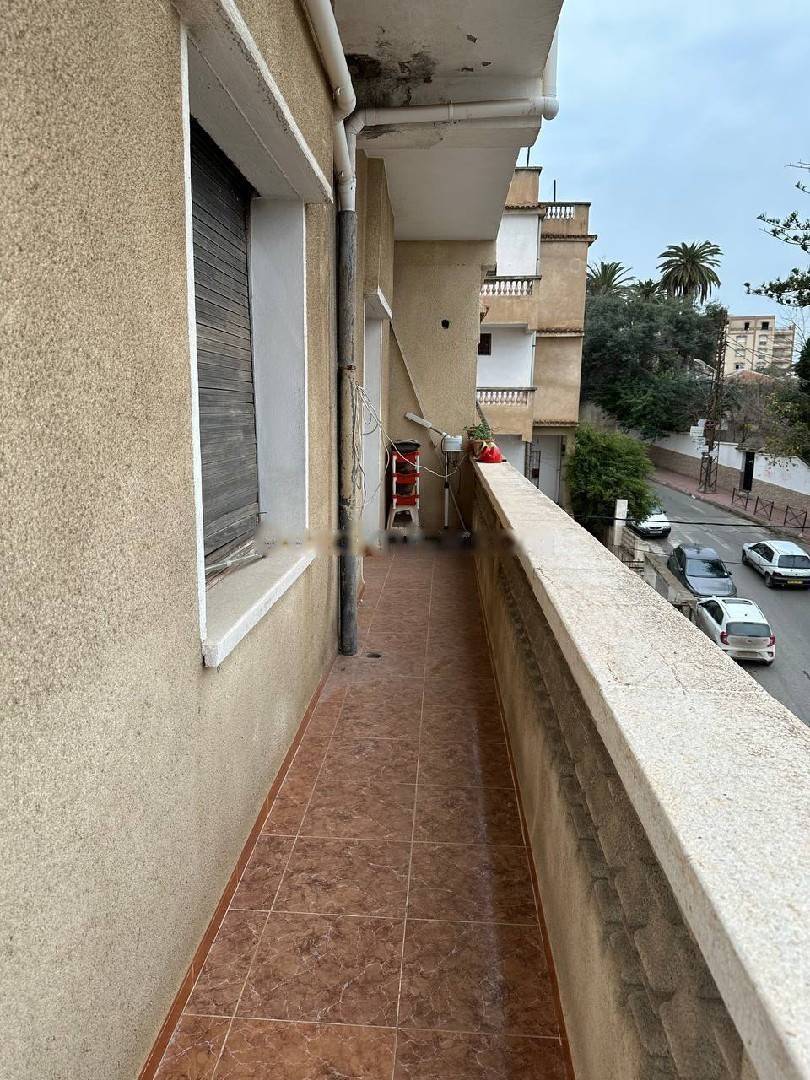 Location Niveau de villa F5 Kouba