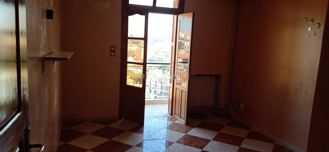 Location Appartement F4 Birkhadem