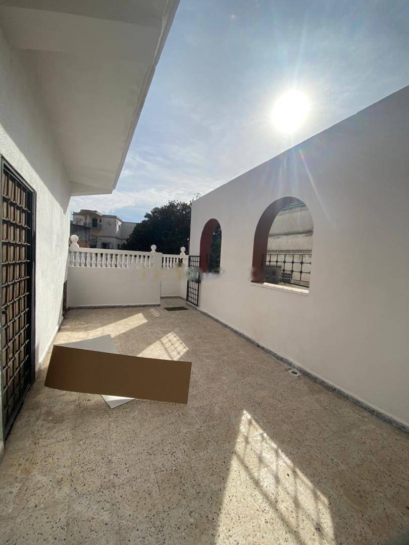 Location Appartement F2 Bouzareah