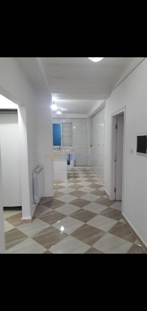 Location Niveau de villa F3 Dely Ibrahim