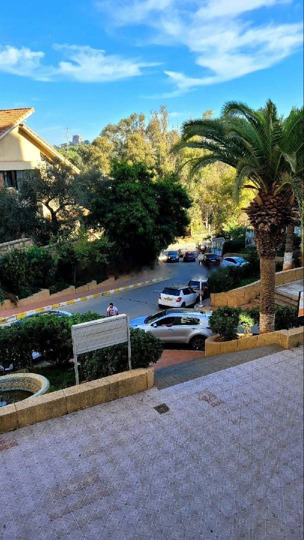 Location Appartement F3 El Achour