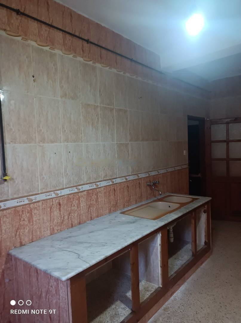 Location Appartement F5 Bordj El Bahri