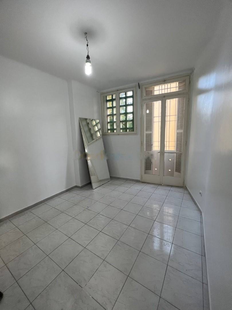 Location Appartement F3 Hydra