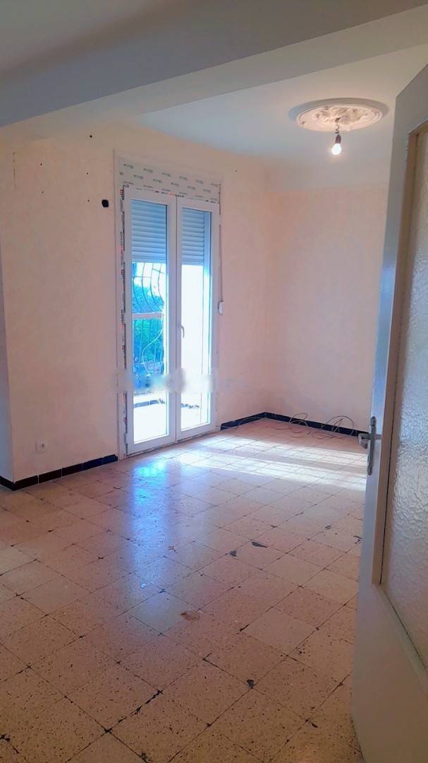 Location Appartement F3 Bouzareah