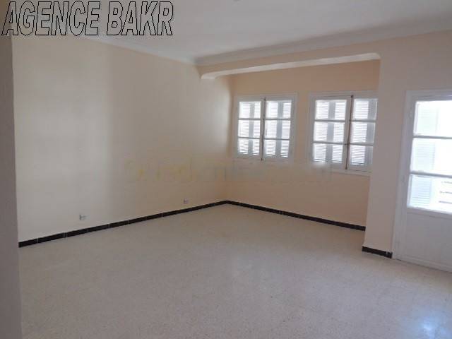 Location Appartement F3 Bab Ezzouar