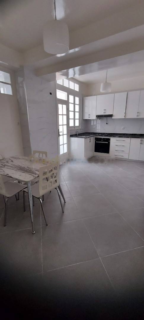 Location Appartement F6 Ben Aknoun