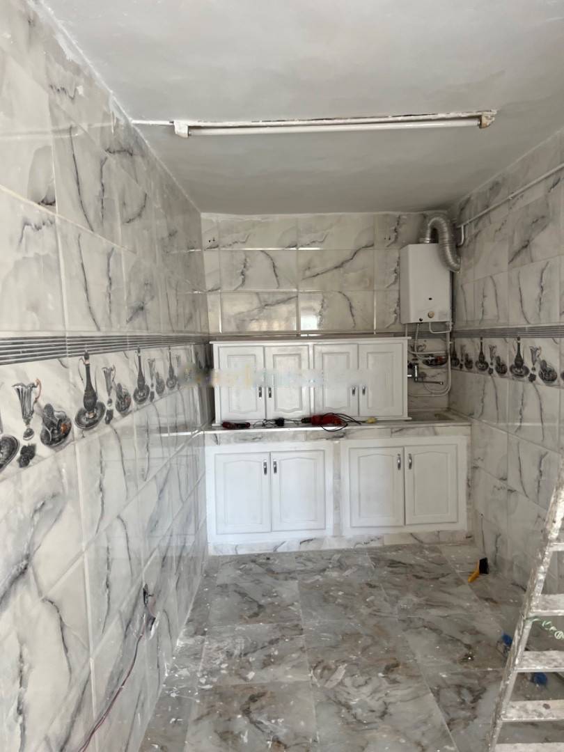 Location Appartement F3 Bouzareah