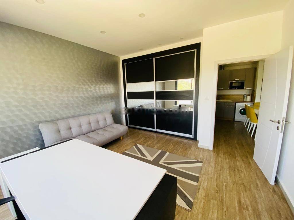 Location Appartement F4 Hydra