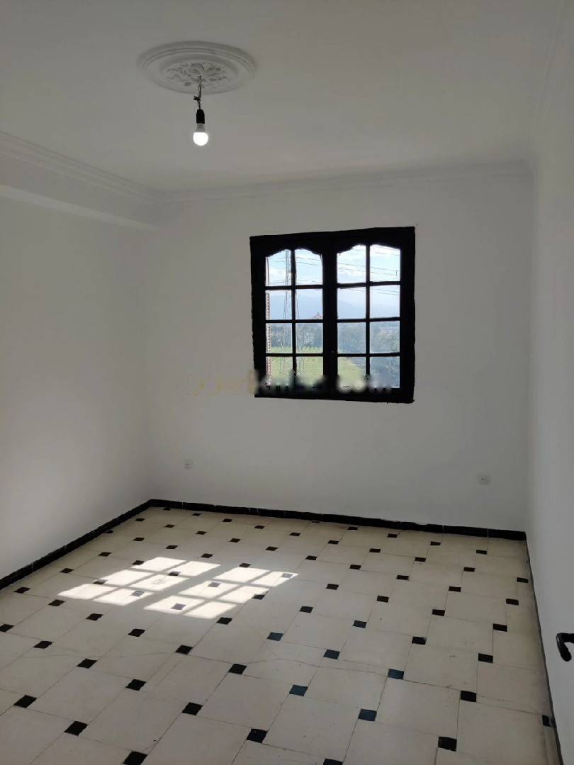 Location Appartement F4 Baraki