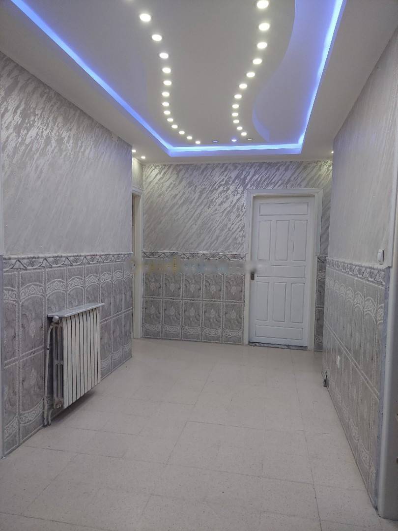 Location Niveau de villa F4 Ain Taya