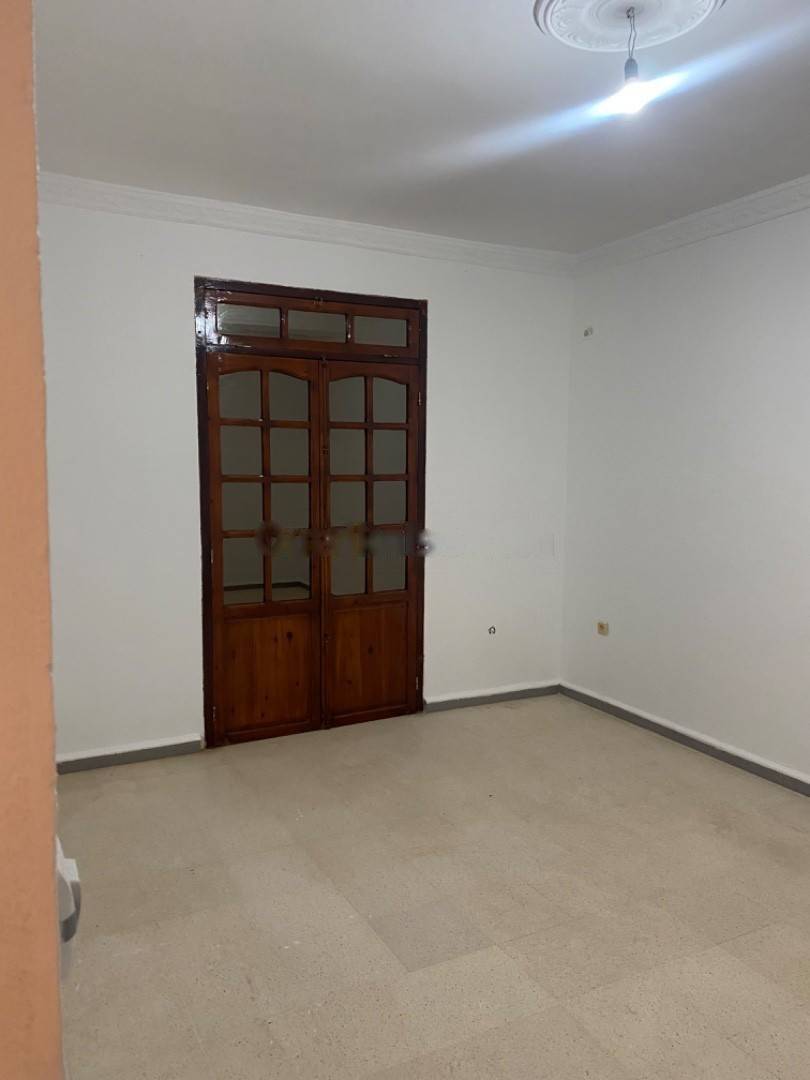 Location Niveau de villa F4 Baba Hassen