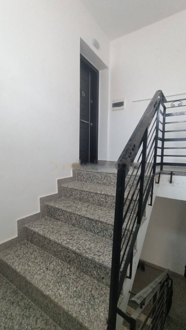 Location Appartement F4 Birkhadem