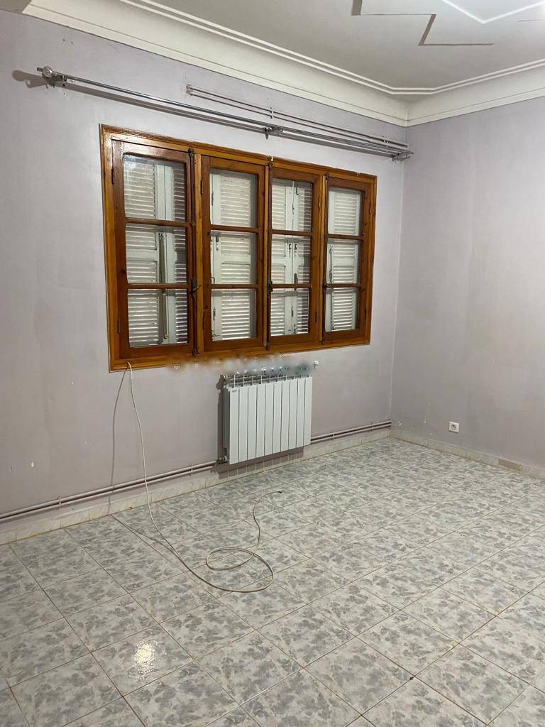 Location Niveau de villa F3 Bouzareah