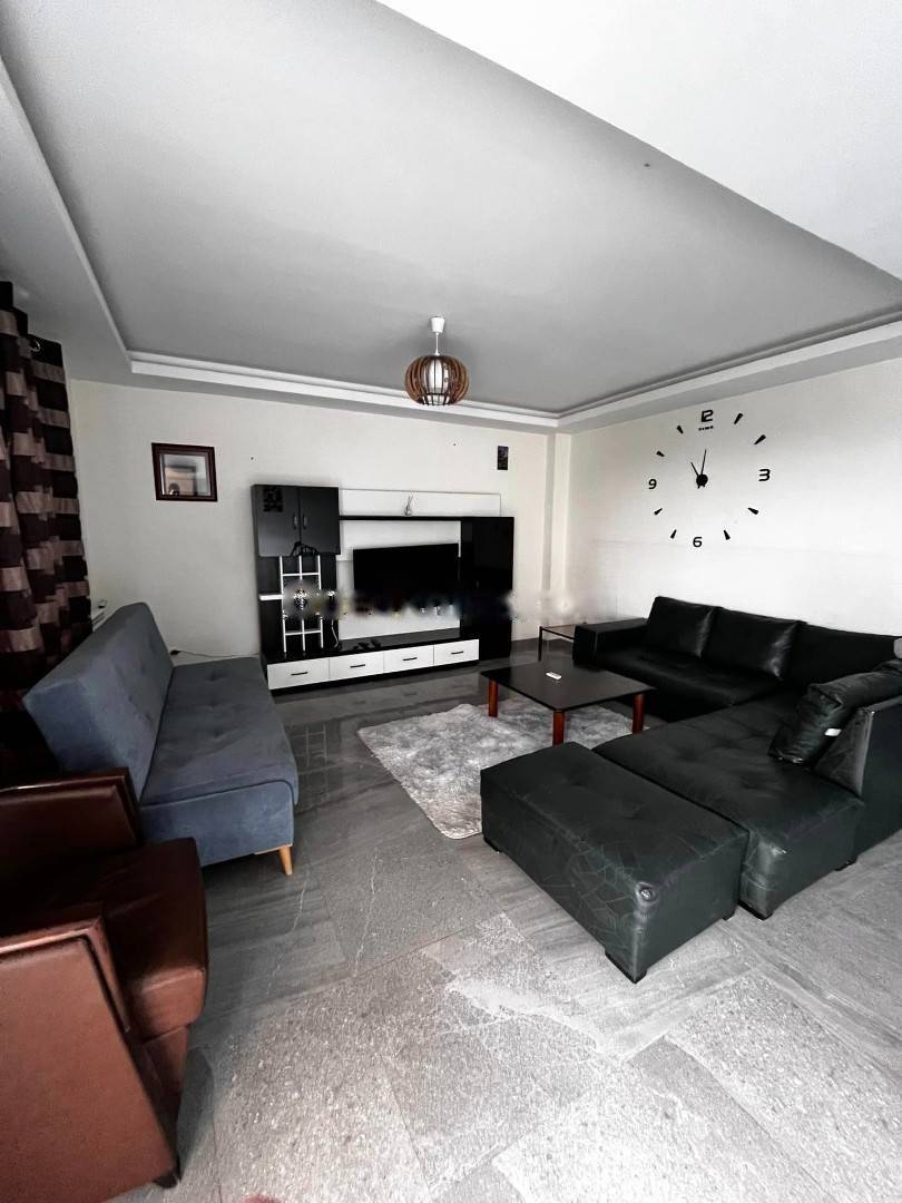 Location Appartement F2 Hydra