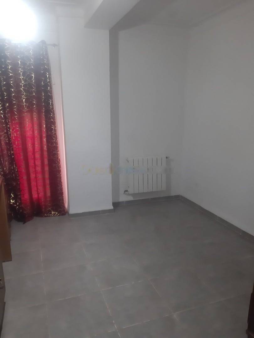 Location Appartement F4 Cheraga