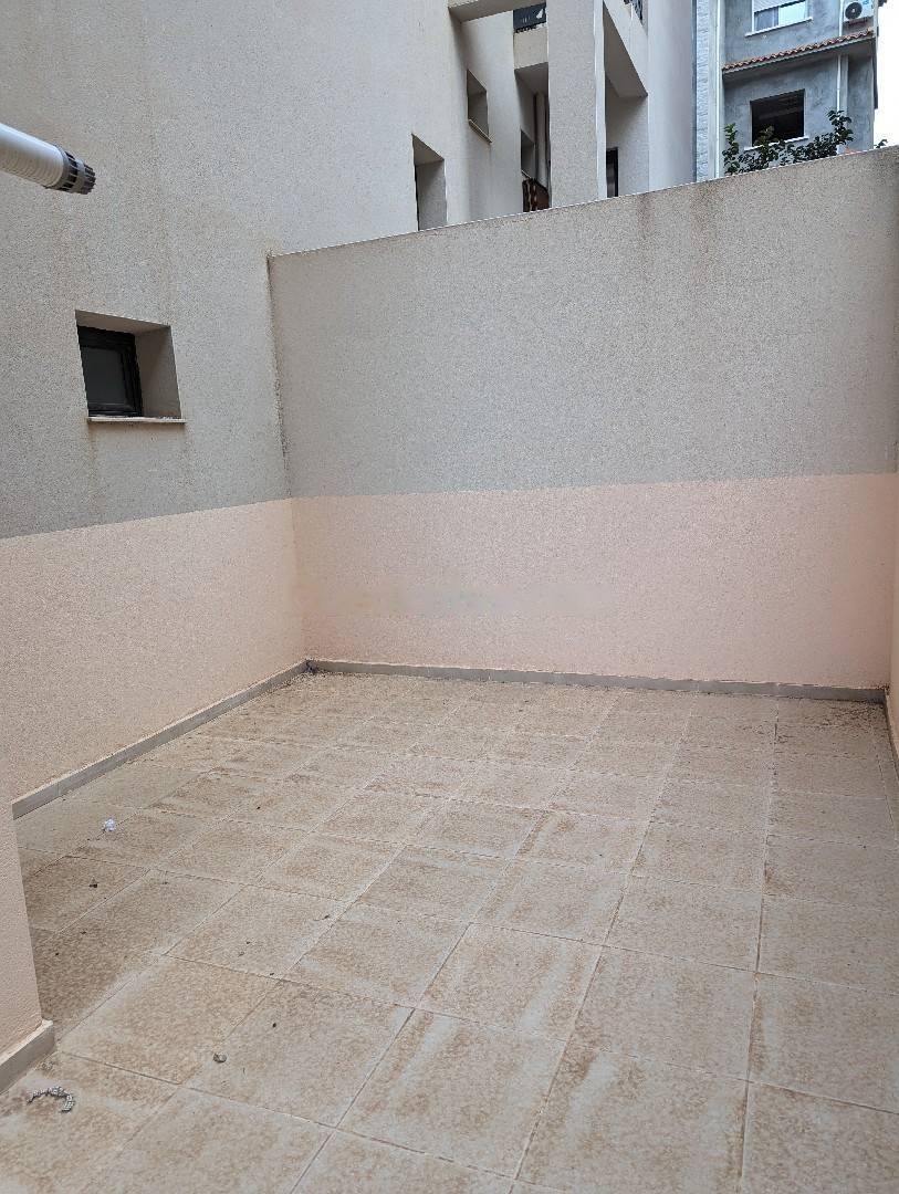 Location Appartement F3 Dely Ibrahim