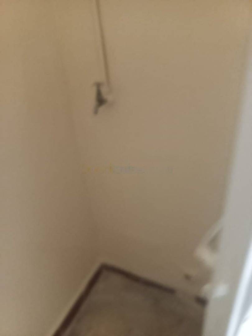 Location Appartement F2 Bab Ezzouar