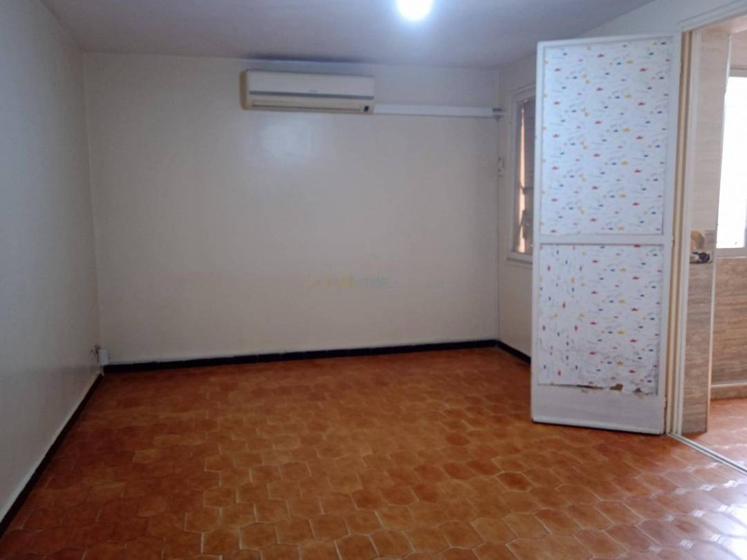Location Appartement F3 Bab Ezzouar