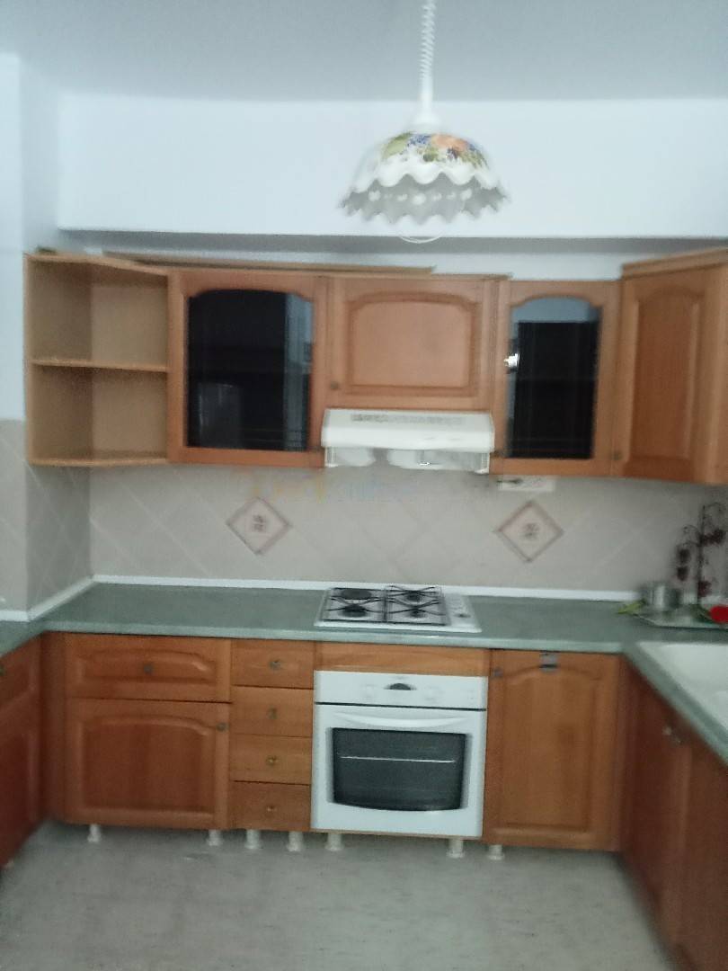 Location Appartement F4 El Achour