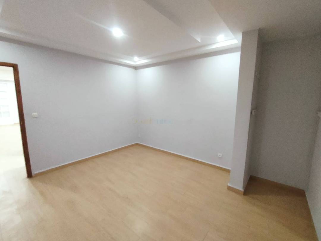 Location Appartement F4 Staoueli