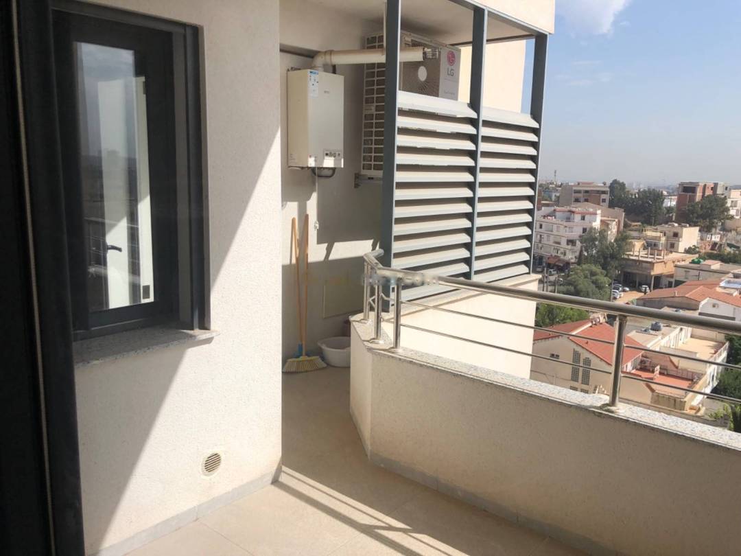 Location Appartement F4 Bir Mourad Rais