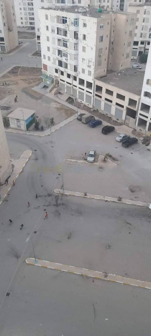 Location Appartement F4 Bordj El Bahri
