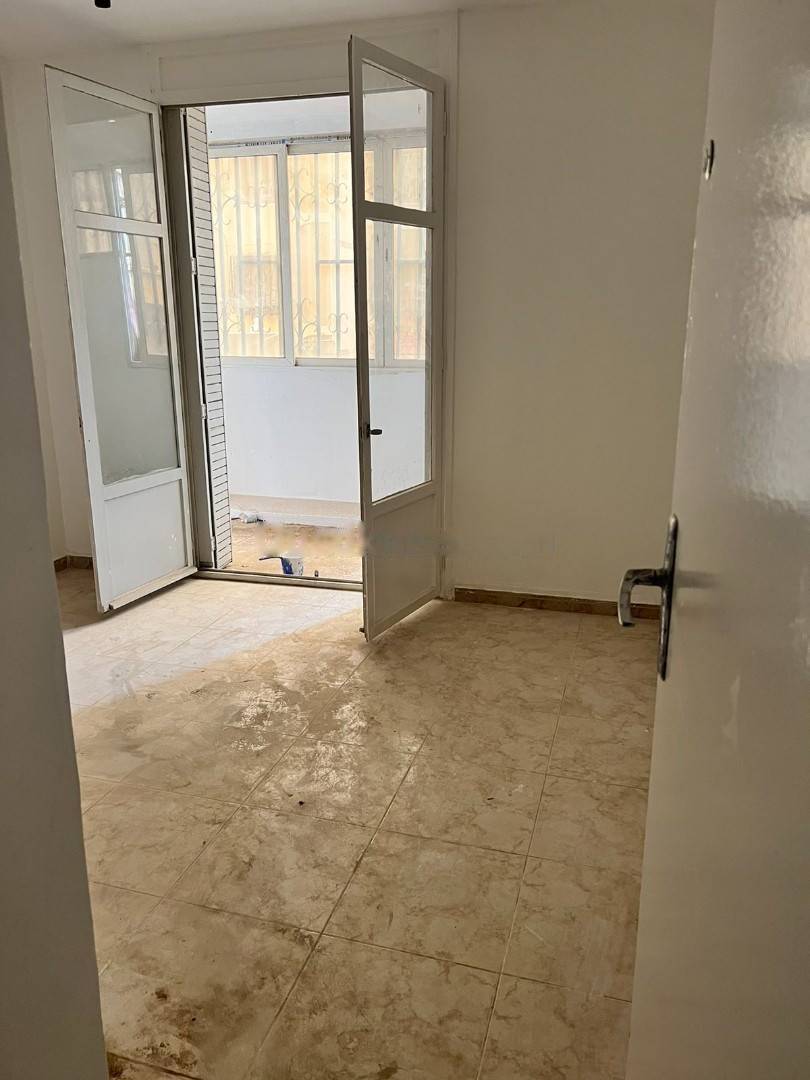 Location Appartement F5 Bab Ezzouar