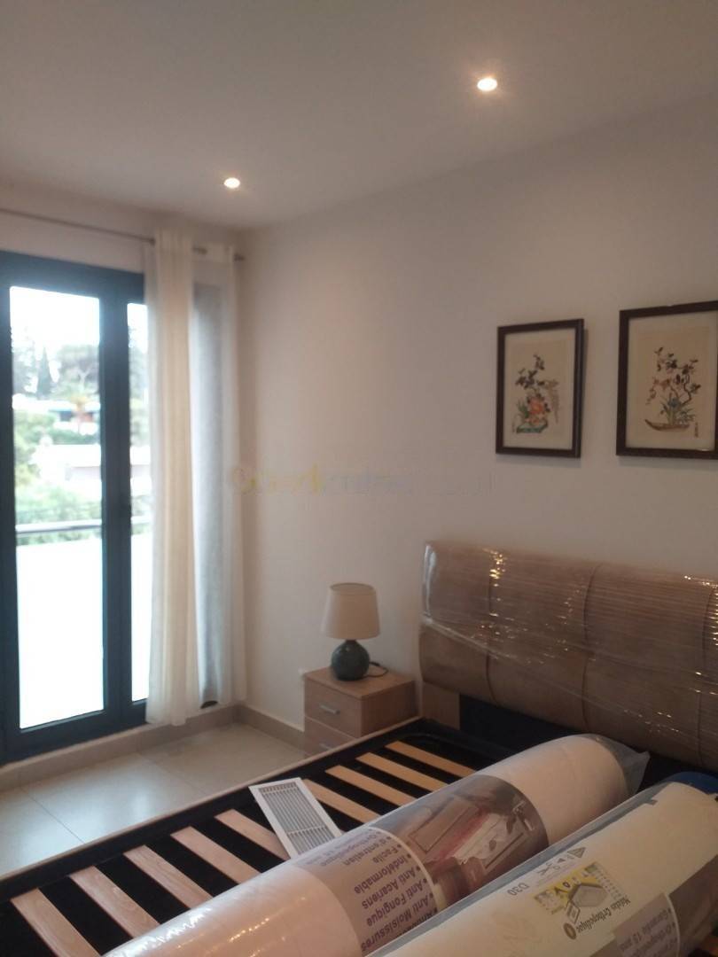 Location Appartement F4 Hydra