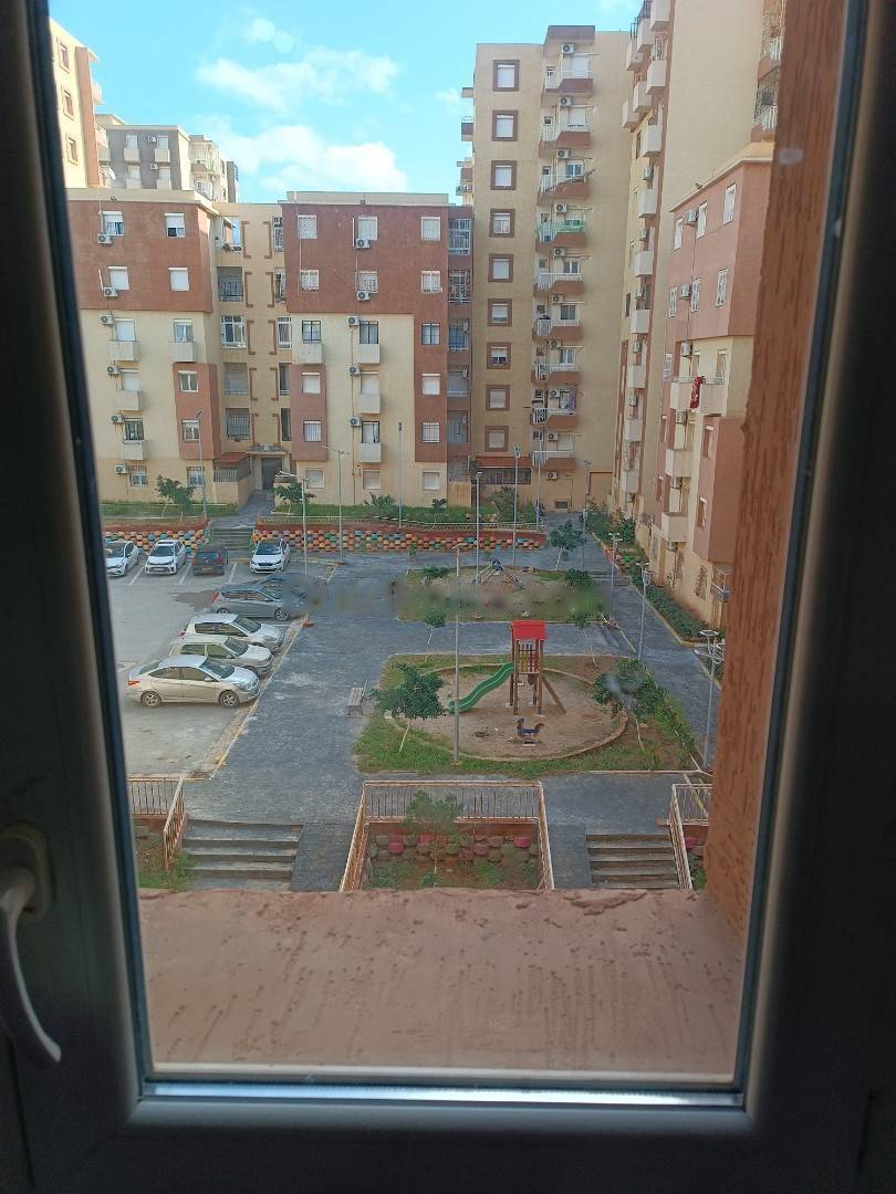Location Appartement F5 Bordj El Bahri