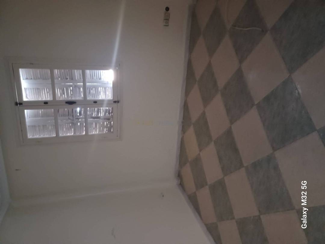 Location Appartement F4 Baba Hassen